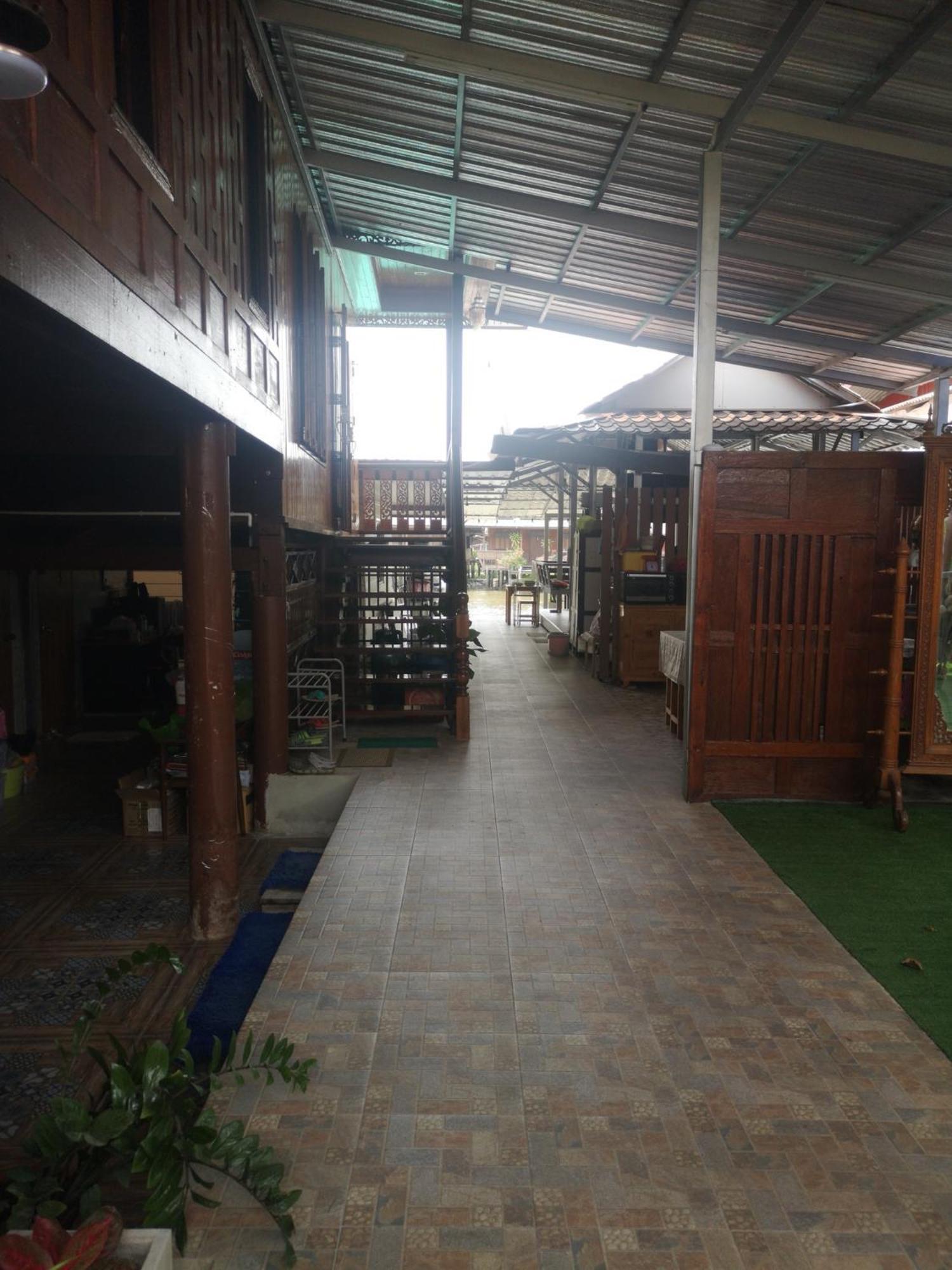 Bansuwan Homestay Амфава Екстериор снимка